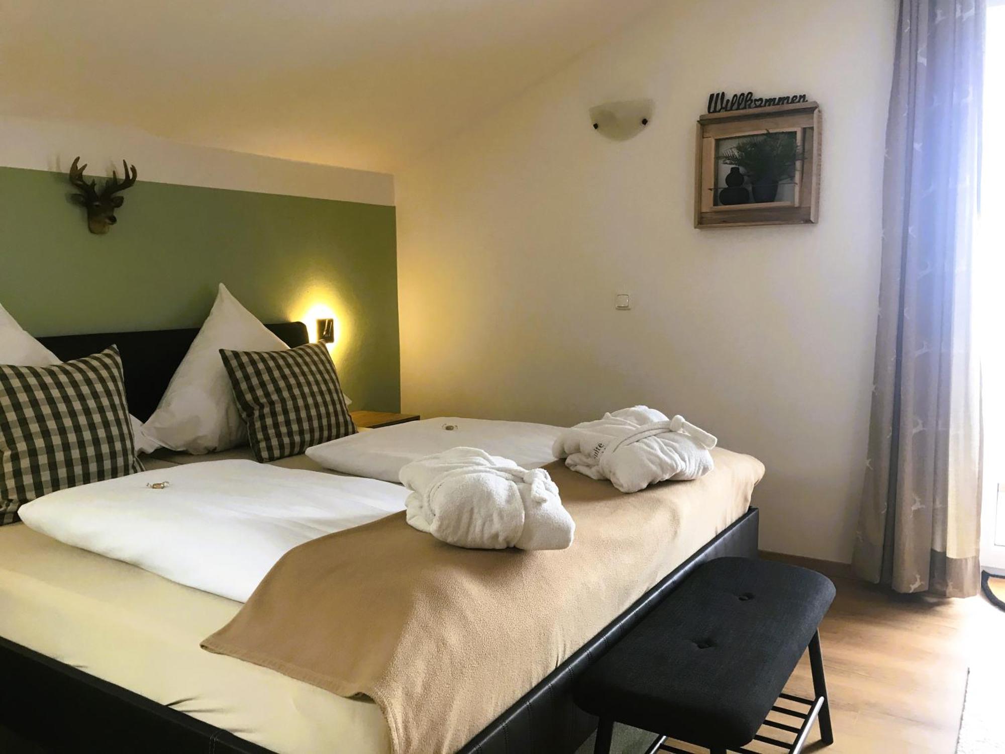 Zur Neuen Post Landgasthof Herzogsreut Exterior foto
